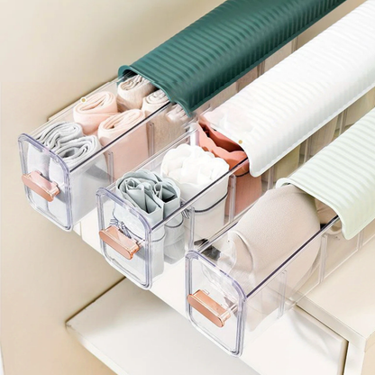 Wall-mounted Clear Organizer