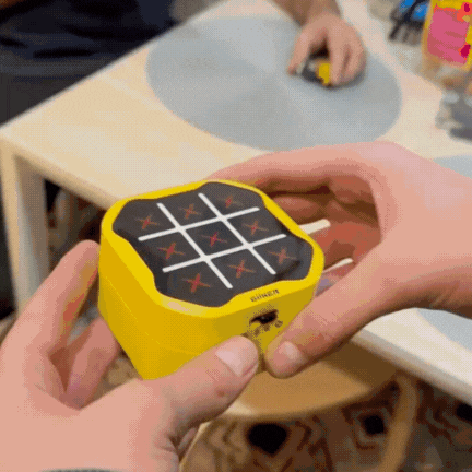 Tic-Tac-Toe Bolt Game